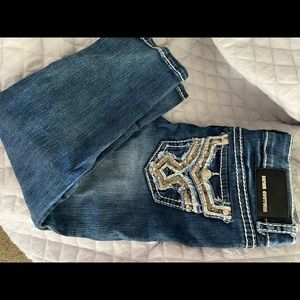 Capris size 7. Denim Colture